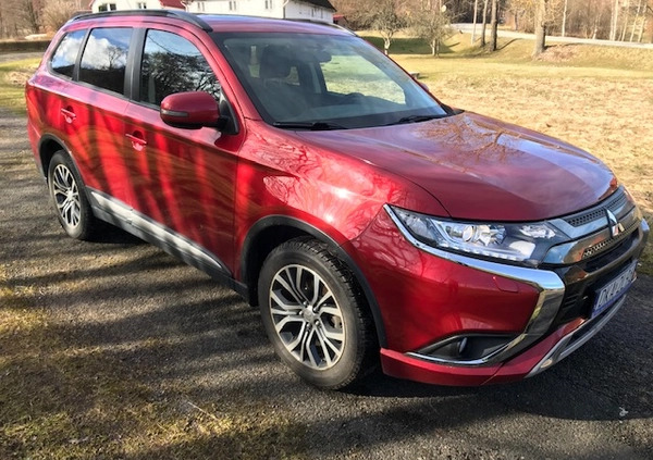 Mitsubishi Outlander cena 82000 przebieg: 78000, rok produkcji 2016 z Góra małe 254